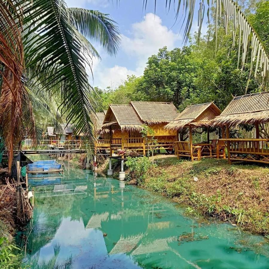 Nakhon Si Ban Na Homestay 洛坤府 外观 照片