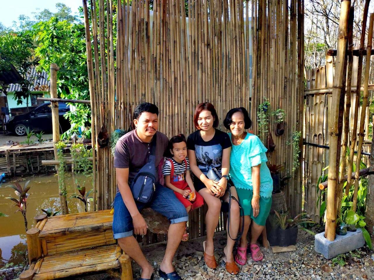 Nakhon Si Ban Na Homestay 洛坤府 外观 照片