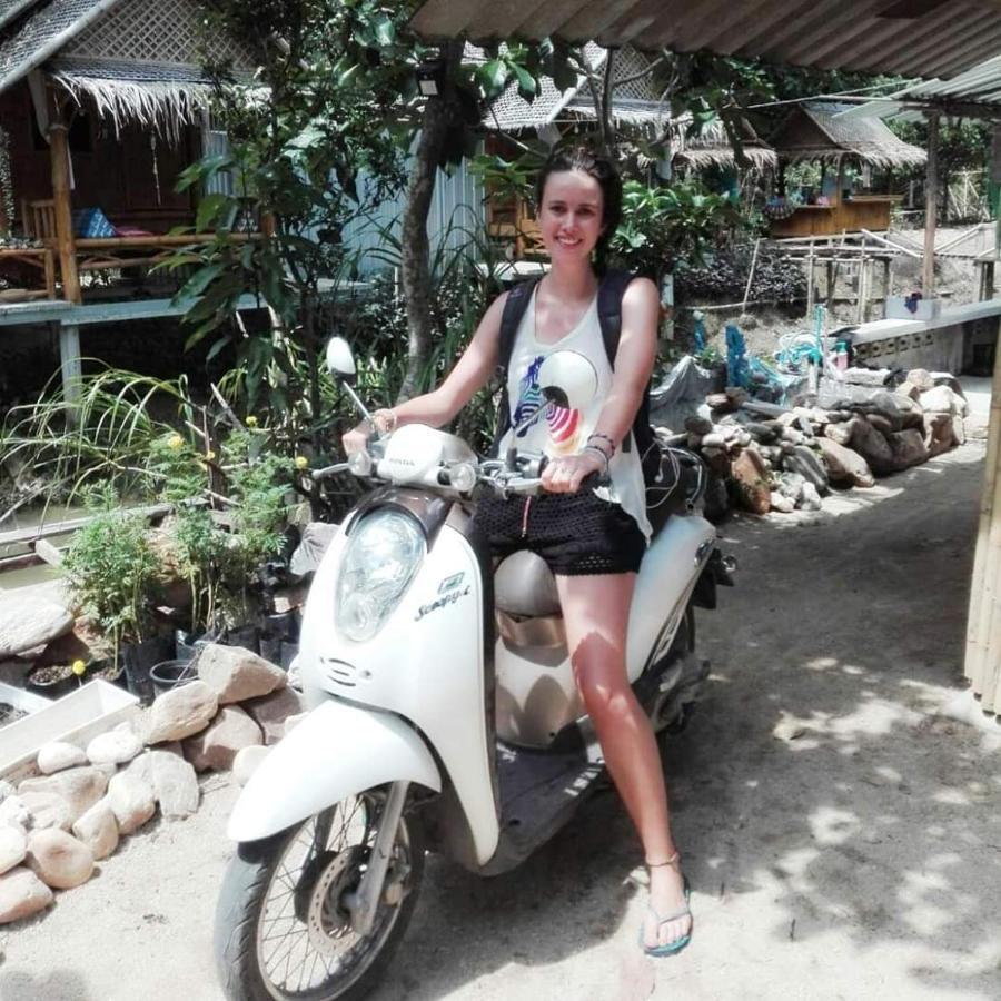 Nakhon Si Ban Na Homestay 洛坤府 外观 照片
